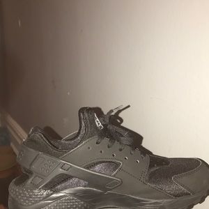 Nike Air Huarache Men Shoe